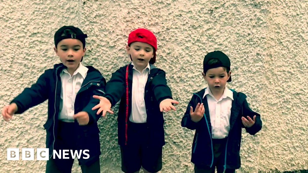 Child raps about Great Ormond Street to raise funds - BBC News