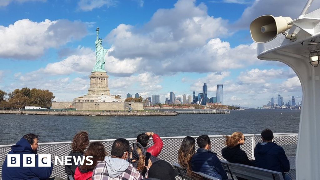 New York gears up for tourists' return as US lifts ban