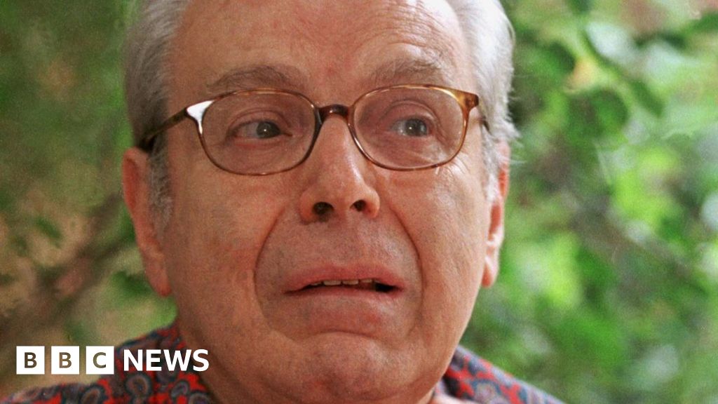 Former UN chief Javier Pérez de Cuéllar dies aged 100