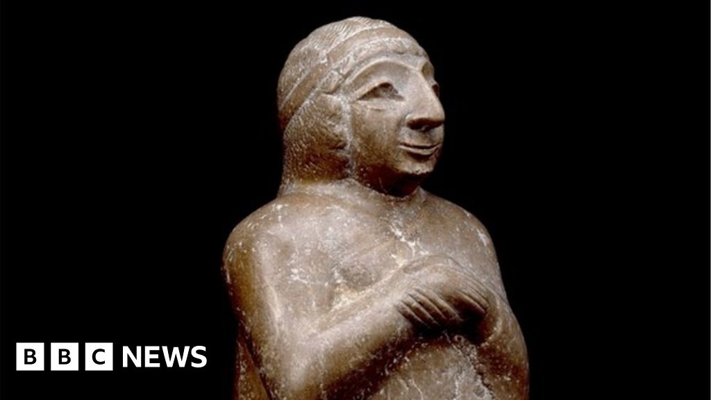 Lakeside Arts exhibition of ancient Iraq artefacts to run - BBC News