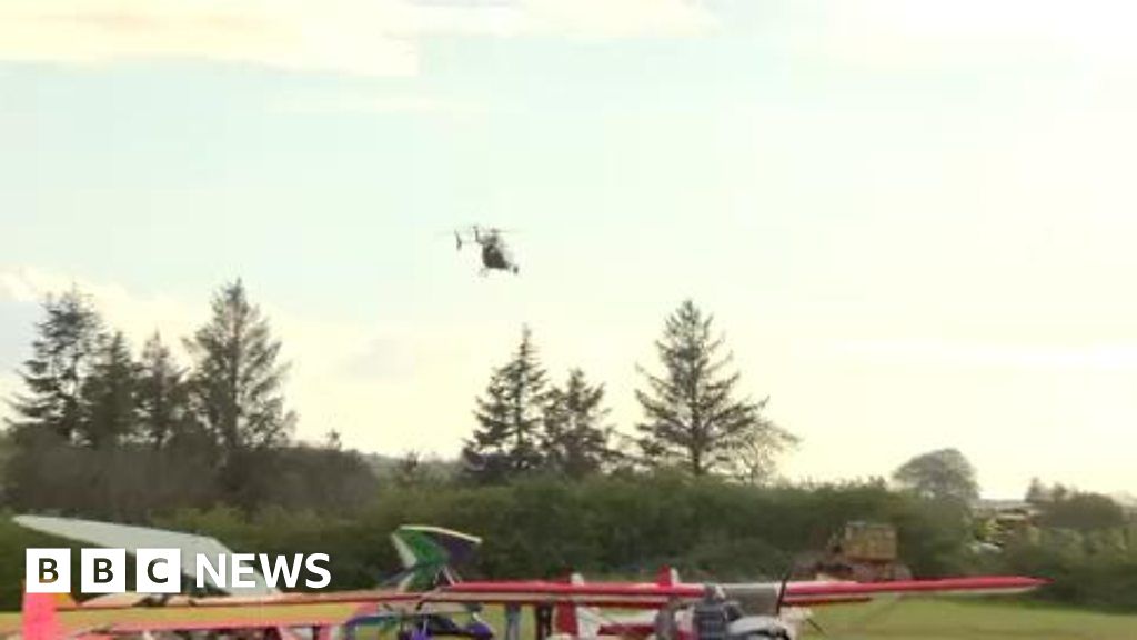 Rescue effort after gyrocopter crashlands in County Tyrone BBC News