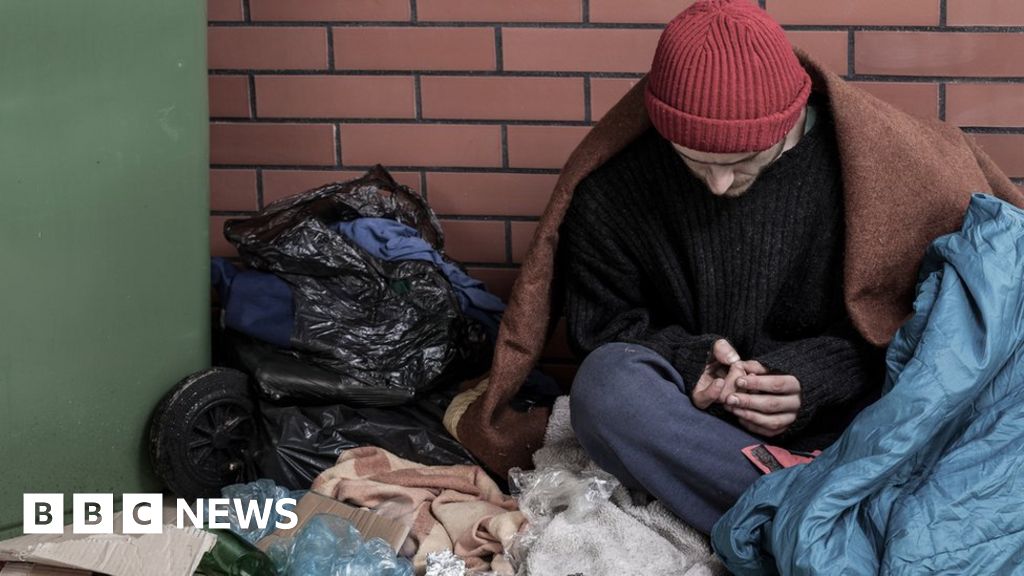 Homeless People Struggle To Access Healthcare Report Says Bbc News