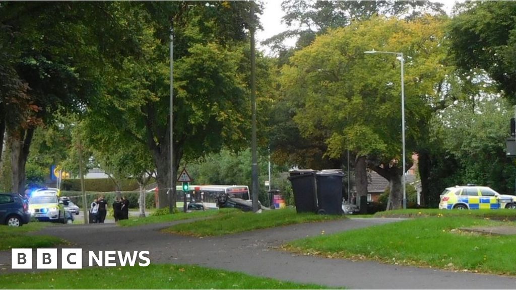 Nuneaton Police-pursuit Crash Referred To Watchdog - Bbc News