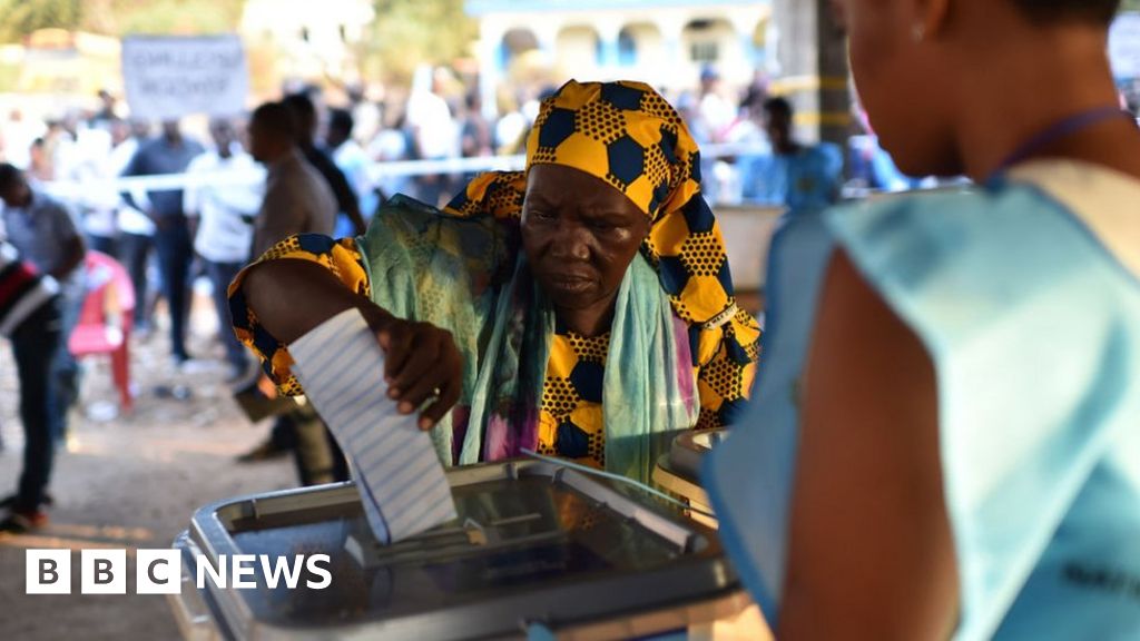 Sierra Leone votes for new president BBC News