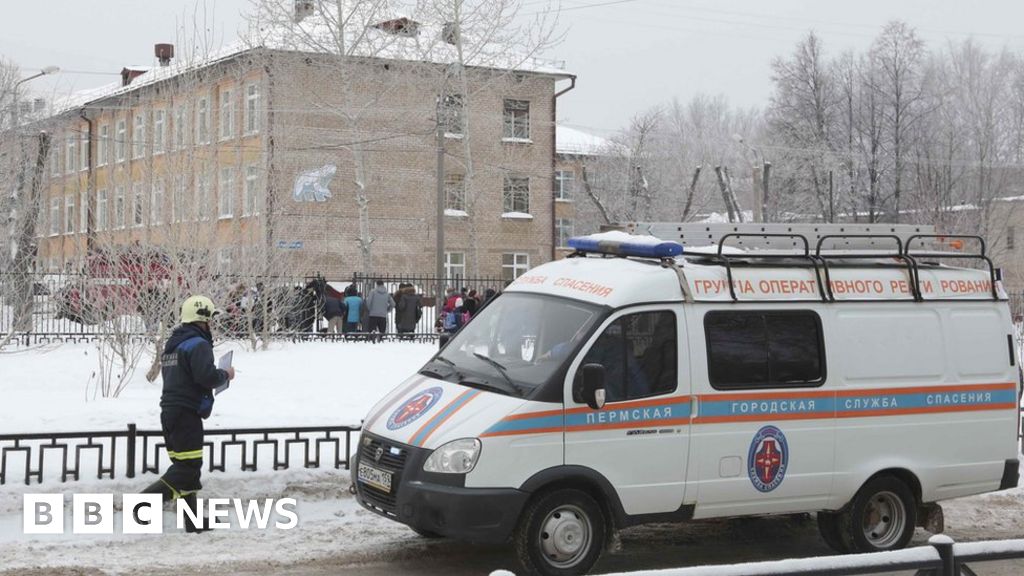 Twelve hurt in Russia school knife attack
