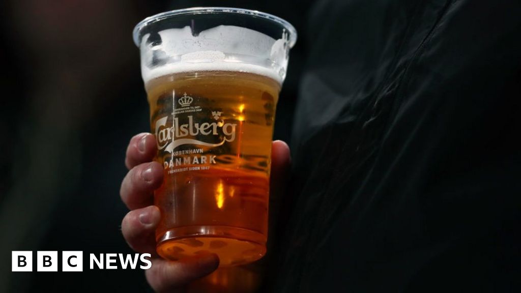 Russian Carlsberg staff arrested after business seized