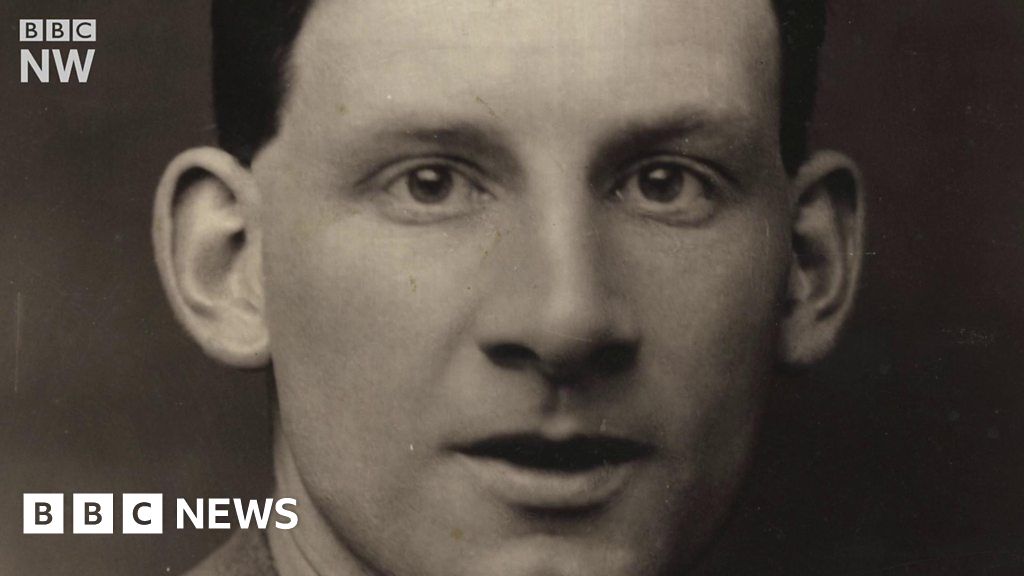 Siegfried Sassoon: First World War Poet's Protest Recalled