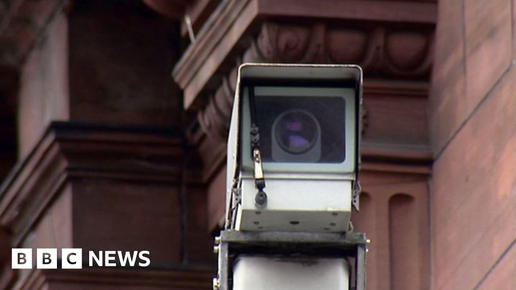 Police report 'CCTV could violate privacy laws' BBC News