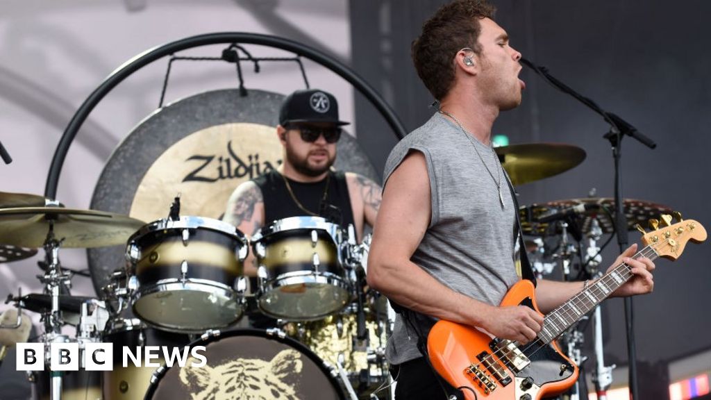 Royal Blood: how not to seduce a crowd of festival-goers
