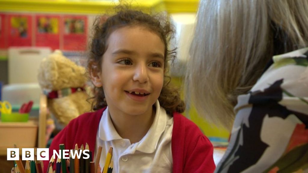 teaching-assistants-invaluable-to-schools-in-wales-bbc-news