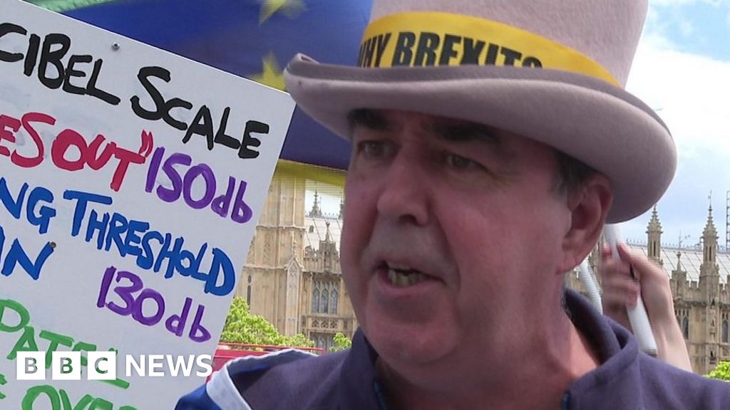 Brexit protester: We're not giving up as amplifiers removed