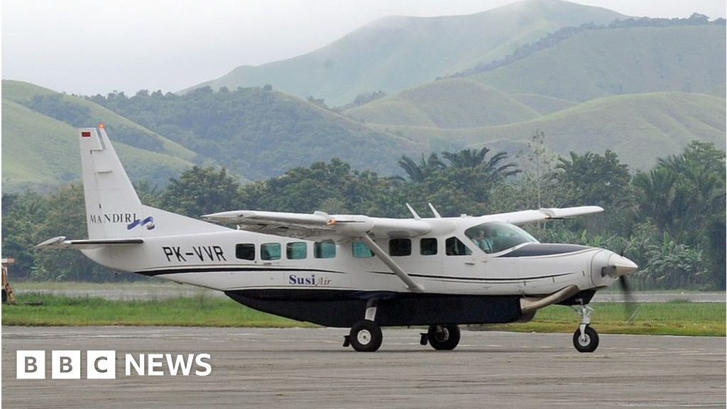 New Zealand pilot taken hostage by separatists in Indonesia