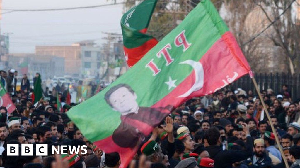 Pakistaanse verkiezingen: Imran Khan en Nawaz Sharif claimen voorkeur