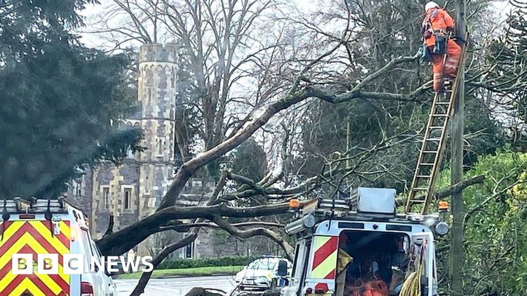 Storm Eunice leaves trail of destruction across West BBC News