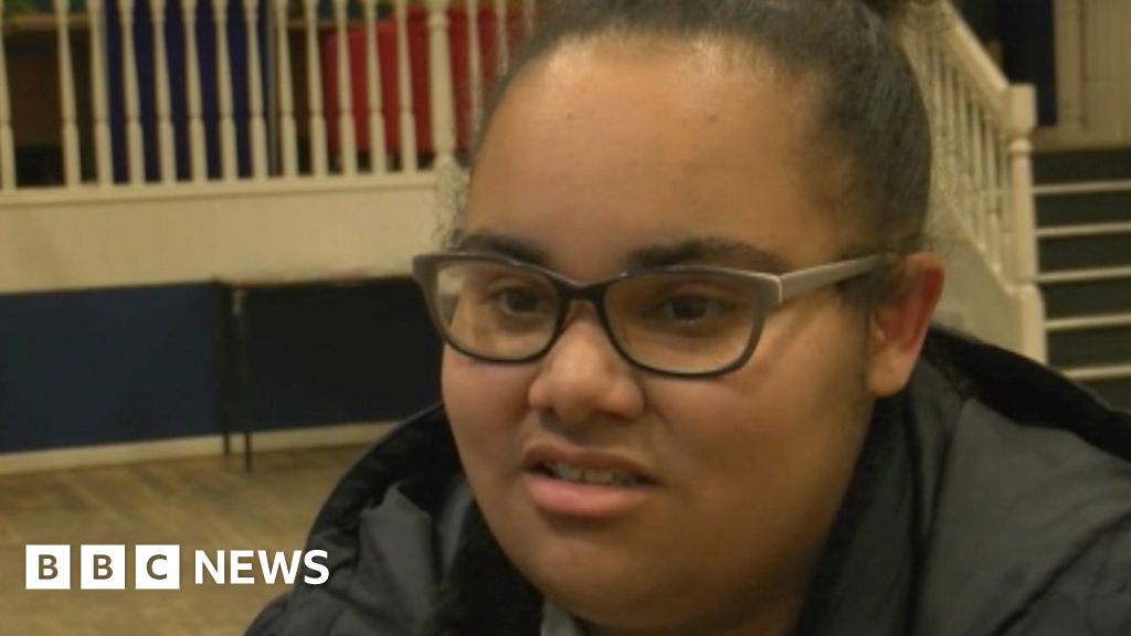 Oxford Teenager I Live In Fear Of Knives Bbc News