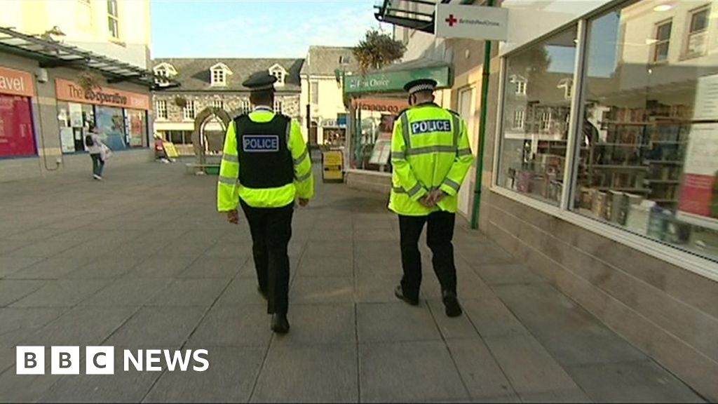 Devon And Cornwall Police May Cut 760 Officers Bbc News