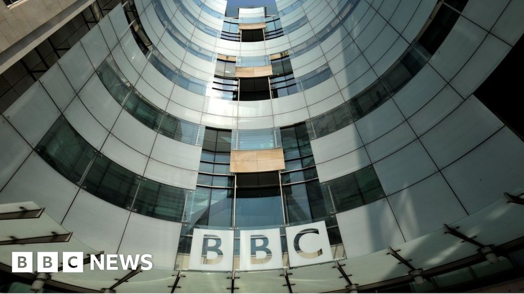 What made BBC chairman Richard Sharp change his mind and resign?