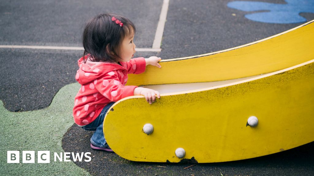 Smoking Ban Plan For Playgrounds And Hospital Grounds Bbc News 