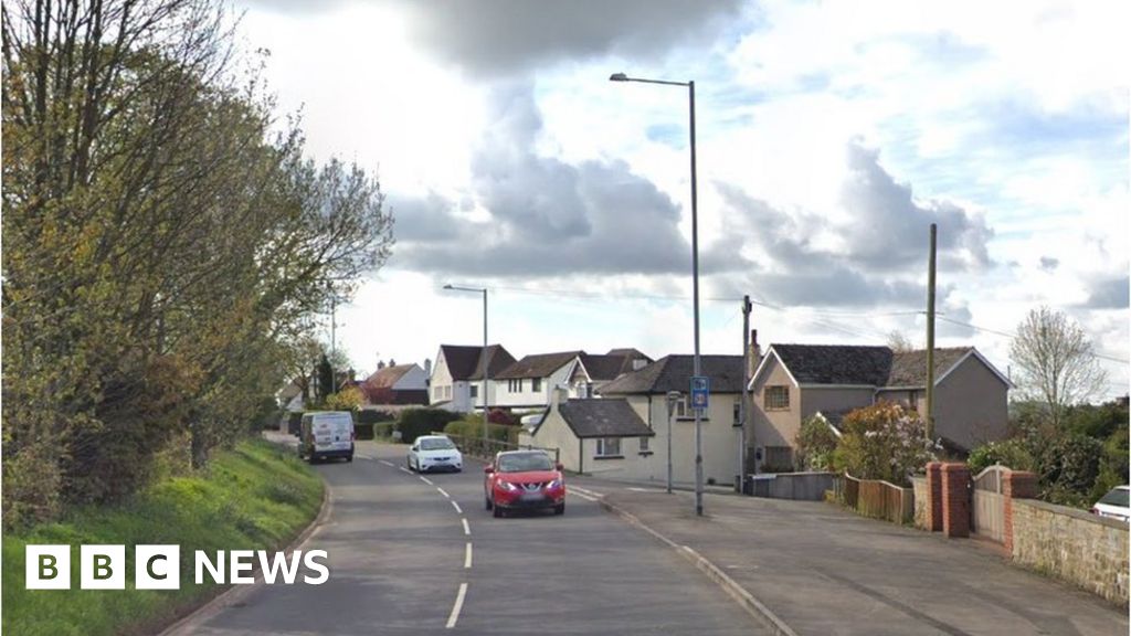 Gwent Police Investigates Cwmbran Builder Death Bbc News