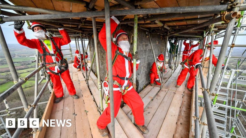 Scaffolding Santas help repair Wellington Monument