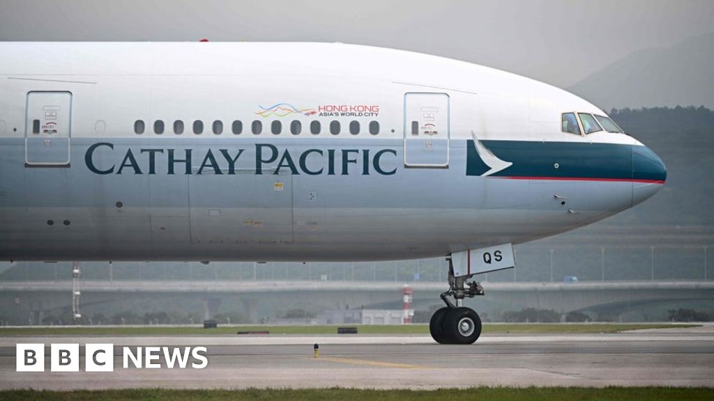 Cathay Pacific airline fined £ 500m over customer data protection failu thumbnail
