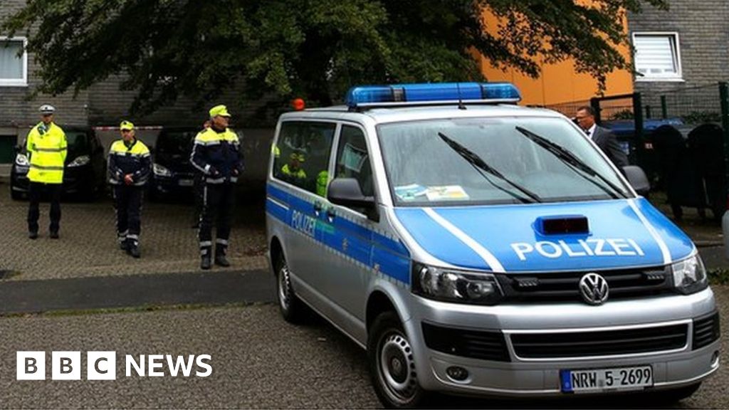 Germany children deaths: Bodies of five found in flat in Solingen