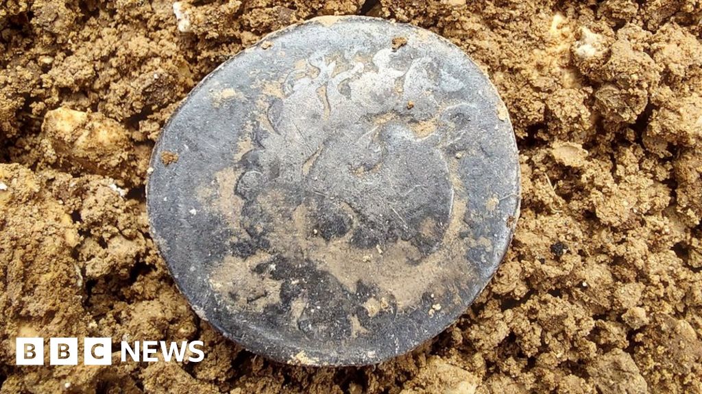 Roman Grave Found At Water Pipeline Construction Site