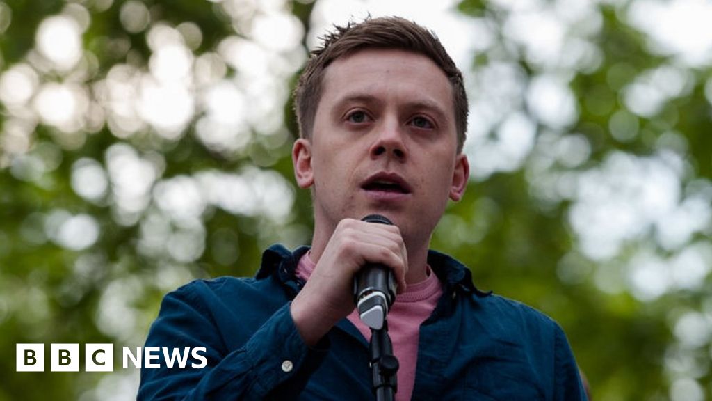 Owen Jones urges Labour voters to back other parties
