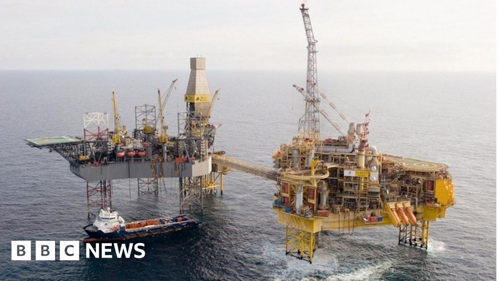 North Sea off-shore rig workers in wildcat strikes over pay - BBC