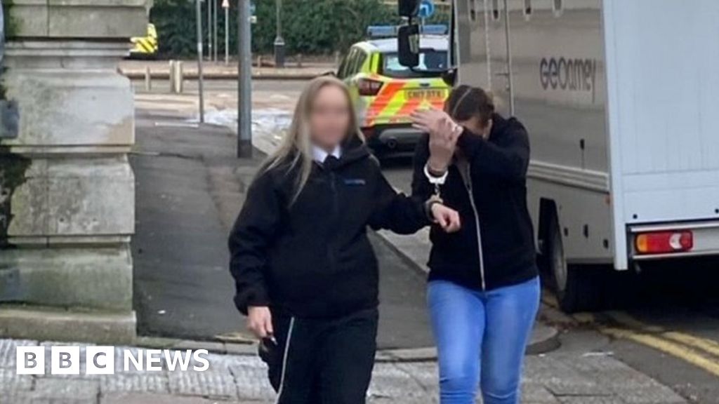 New Tredegar murder trial hears stabbed man walked into knife