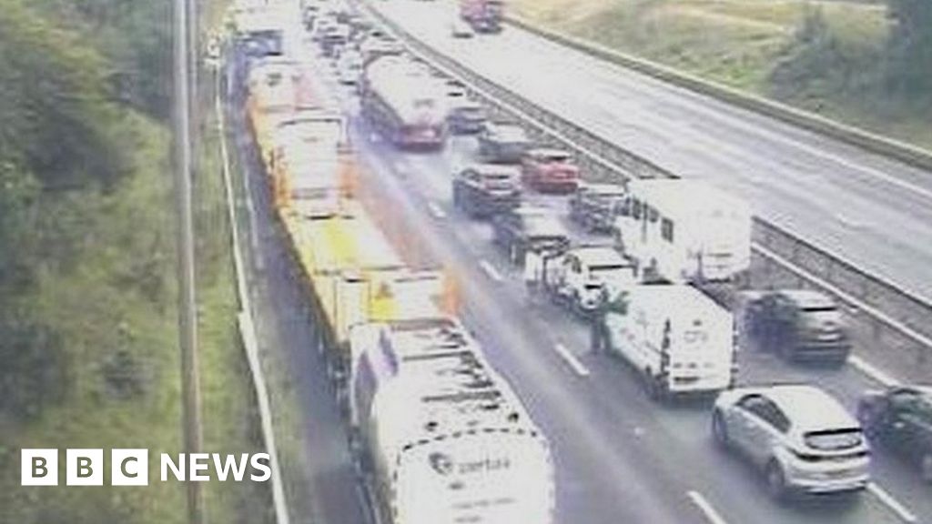 M6 Crash Driver 62 Dies After Three vehicle Collision