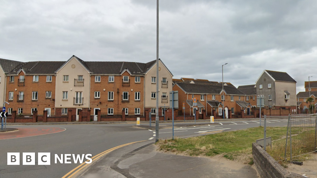 Port Talbot: Man arrested as crossbow found at attack scene - BBC News