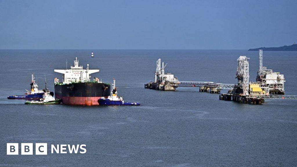 Oil prices set to rise as Opec countries cut output