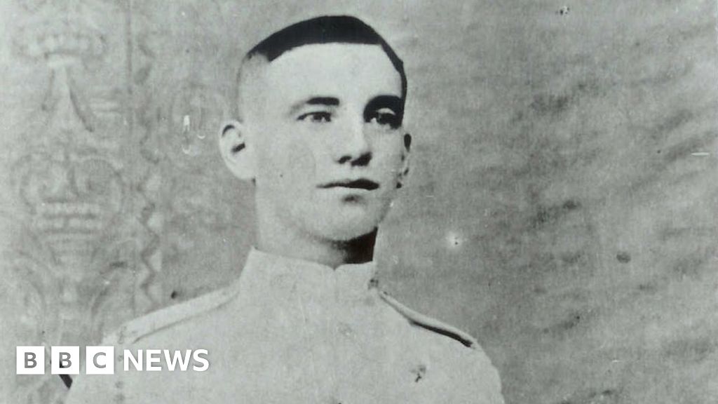 Battle of the Somme: The Tyrone family of WW1 Soldiers - BBC News