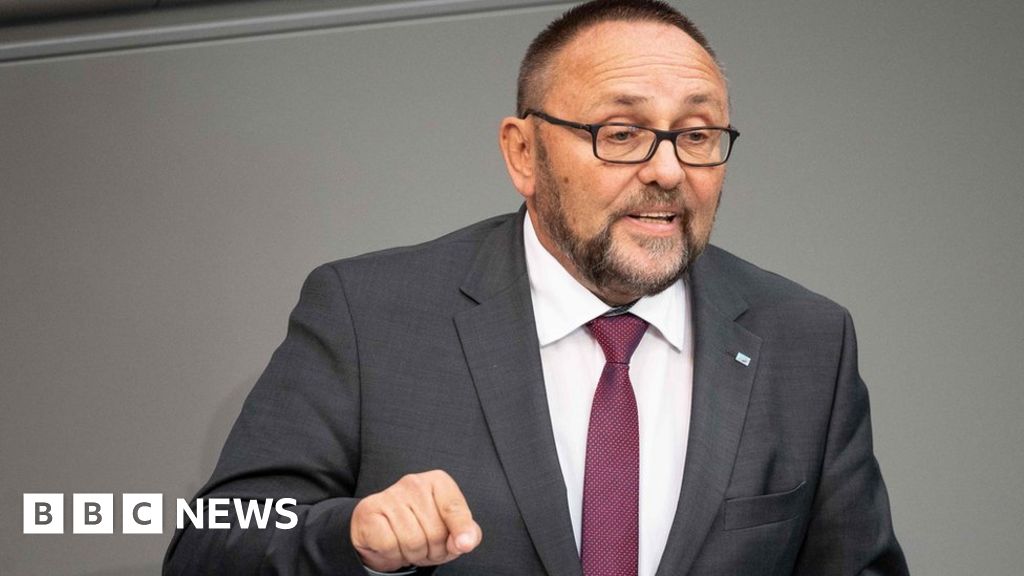 German far-right MP Frank Magnitz badly hurt in Bremen attack