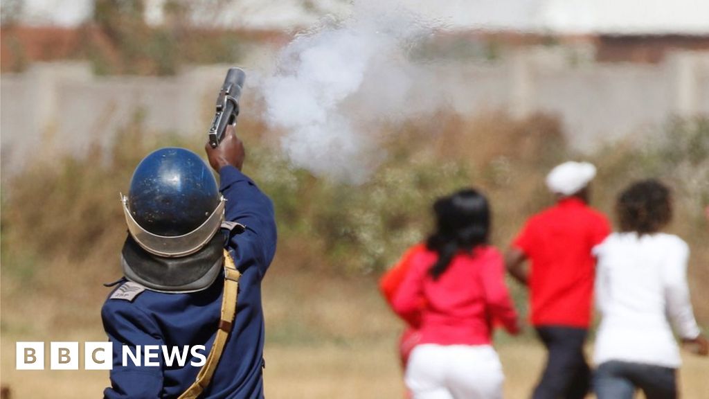 Zimbabwe Anti Mugabe Protest Police Fire Tear Gas Bbc News 