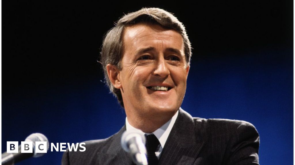 Former Canadian PM Brian Mulroney dies at 84