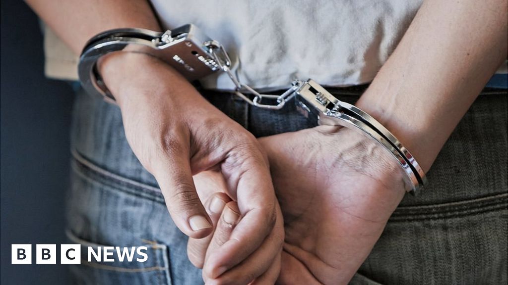 Offender scheme 180 Degrees 'may increase crimes' - BBC News