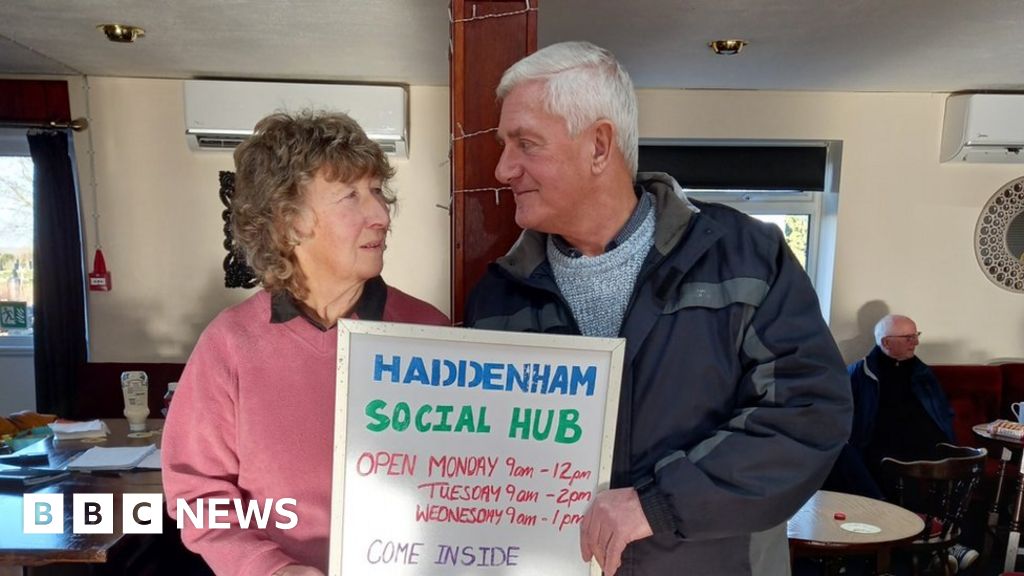 Pensioners in their 70s find love at Haddenham village warm space 
