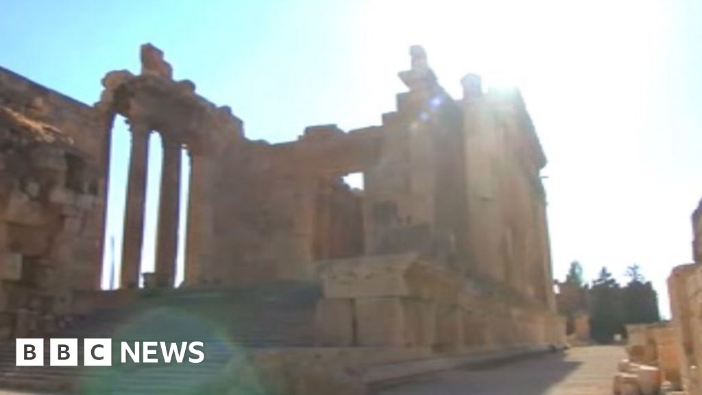 Lebanon art exhibition rekindles heritage BBC News