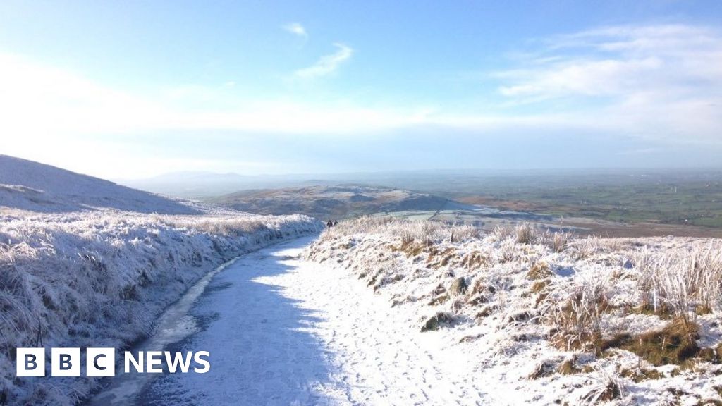 Met Office Issues Yellow Warning For Snow And Ice In NI - BBC News