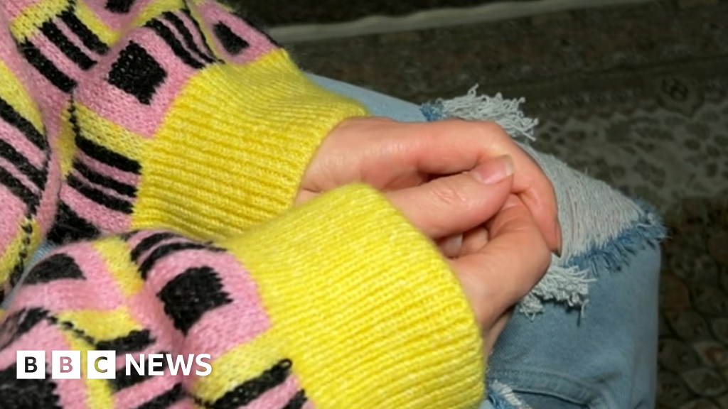 Woman who fled domestic violence given mouldy council flat BBC News