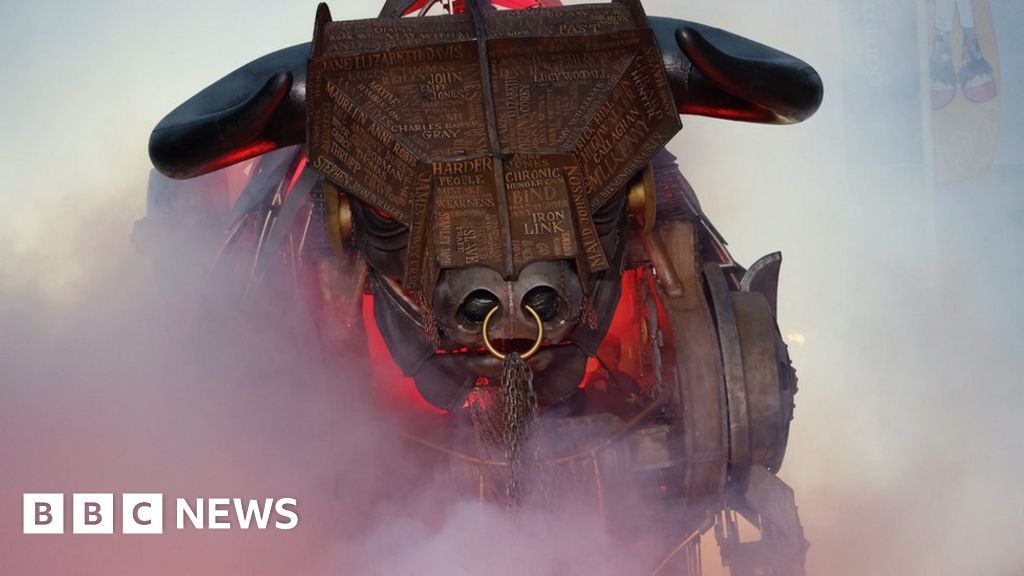 Birmingham's Commonwealth bull to leave Centenary Square