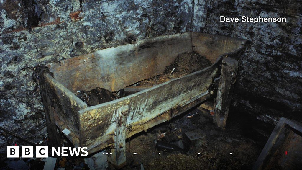 Secret Victorian street buried under the Packhorse in Bristol BBC News