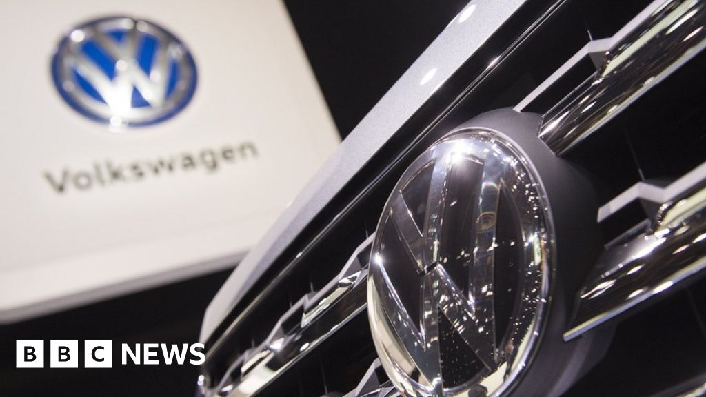 Volkswagen Overtakes Toyota As The World S Biggest Carmaker Bbc News