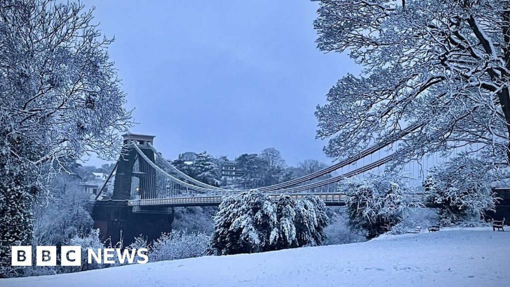 Weather Bristol Airport flights disrupted after snowfall