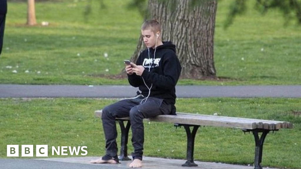 Justin Bieber delights fans with cute picture of his newborn