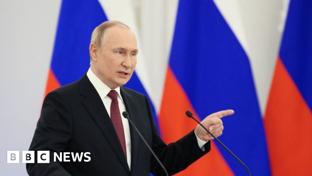 Putin vows to 'stabilise' annexed regions as Ukraine makes gains