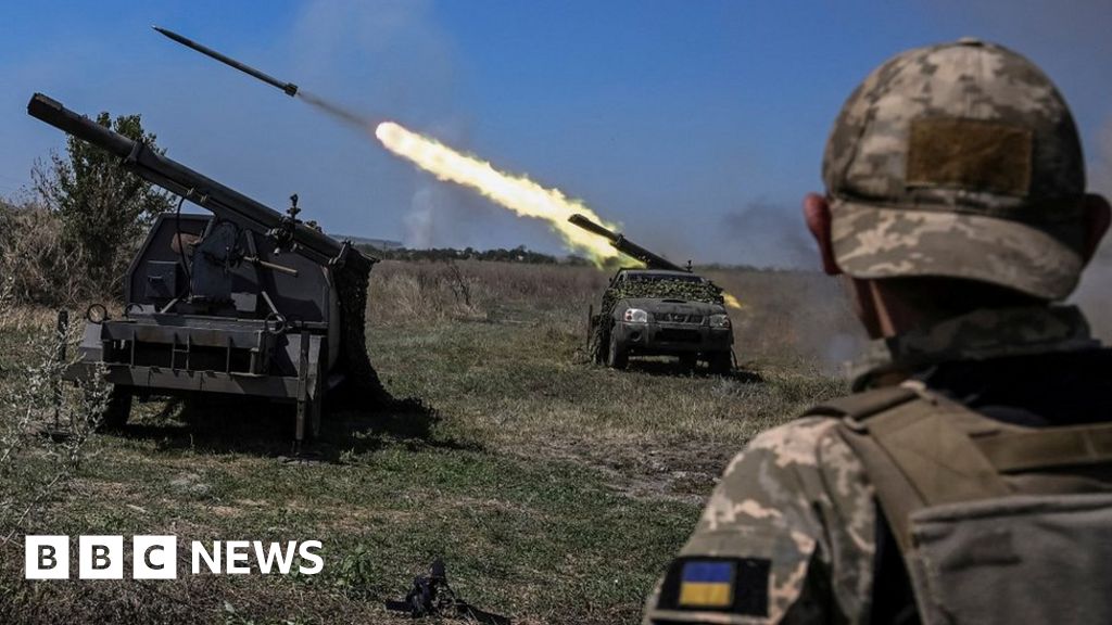 Perang Ukraina: AS melihat ‘kemajuan luar biasa’ dari tentara Ukraina di selatan