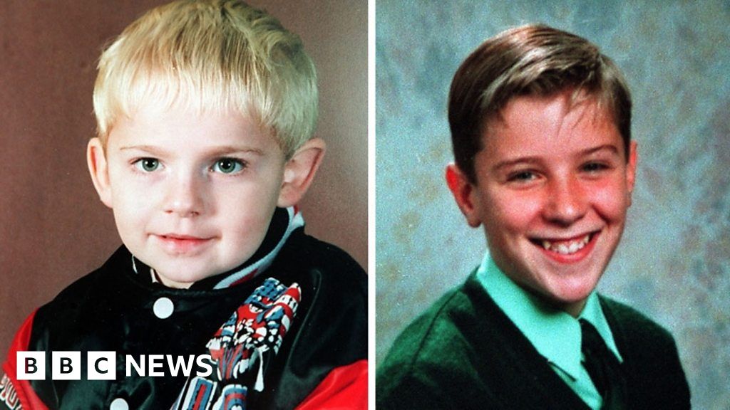Warrington IRA bomb 25th anniversary marked BBC News